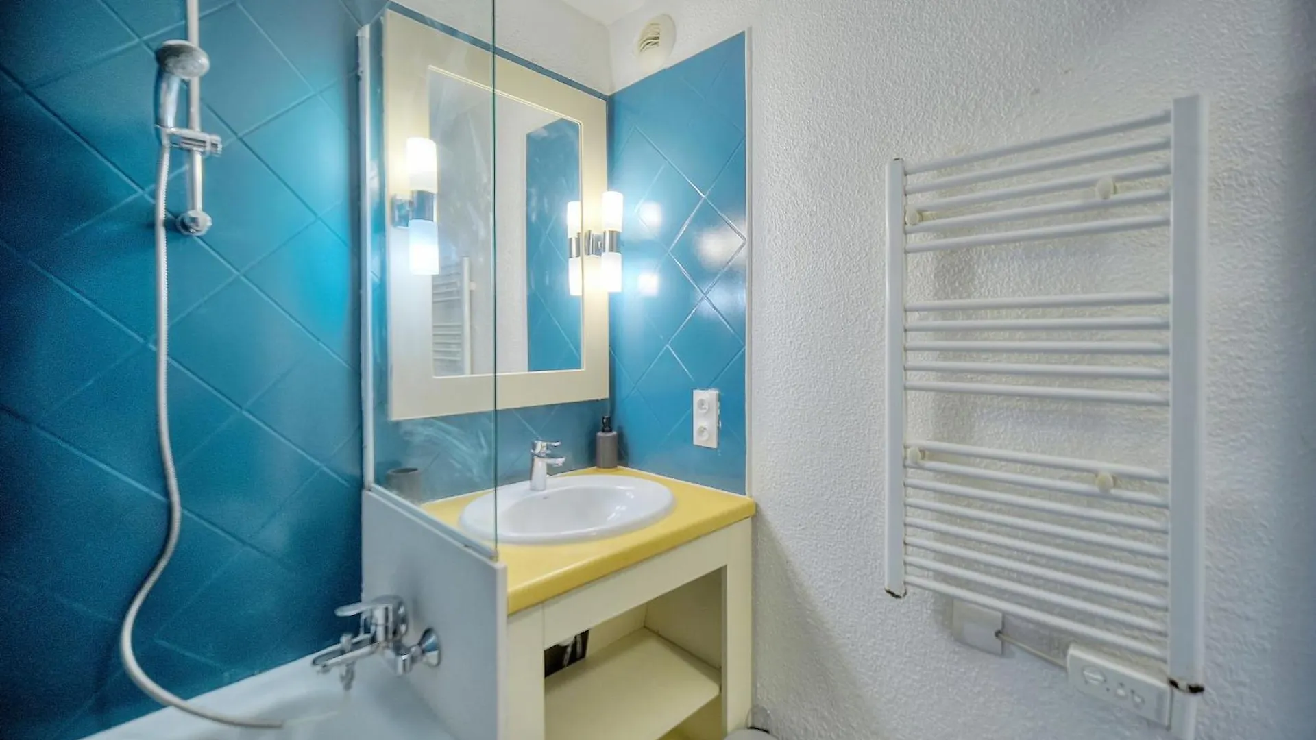 Palm Beach 128 - Appartement Dans Residence Clim - Wifi Proche Mer Cannes Francie
