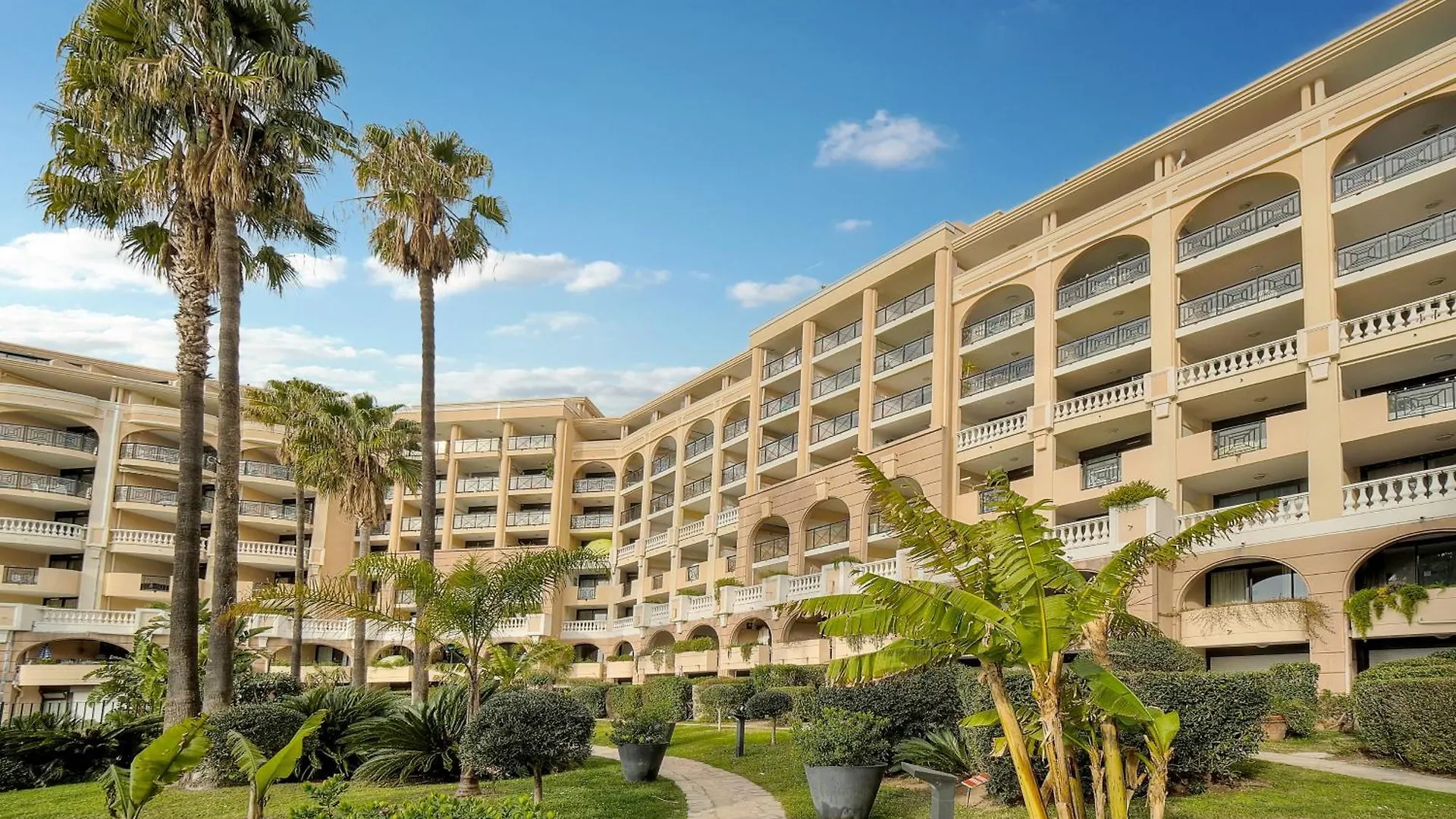 Palm Beach 128 - Appartement Dans Residence Clim - Wifi Proche Mer Cannes Apartmán